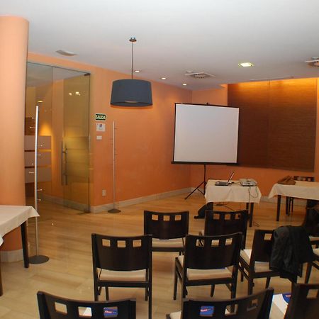 Hotel Mieres Del Camino Dış mekan fotoğraf