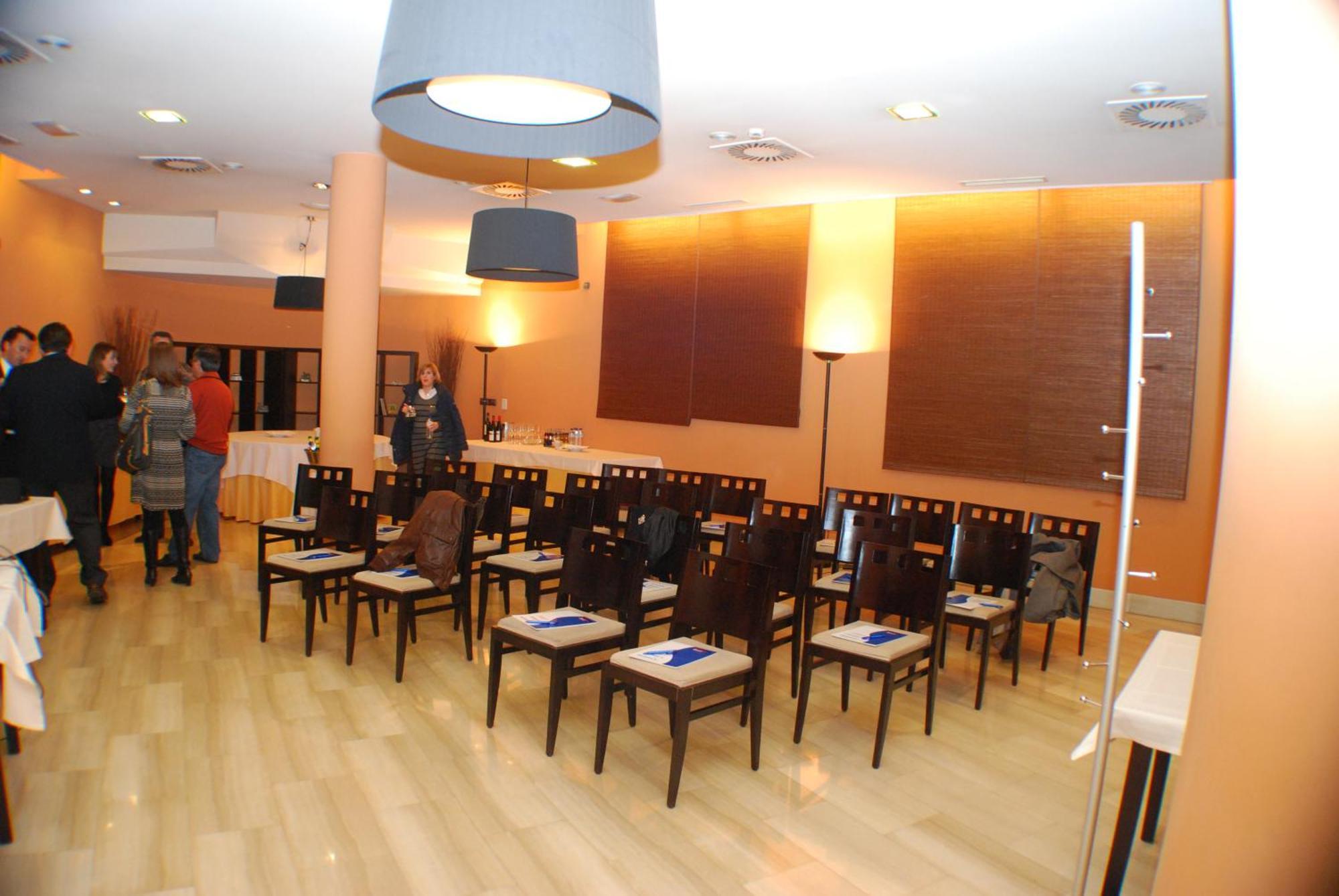 Hotel Mieres Del Camino Dış mekan fotoğraf