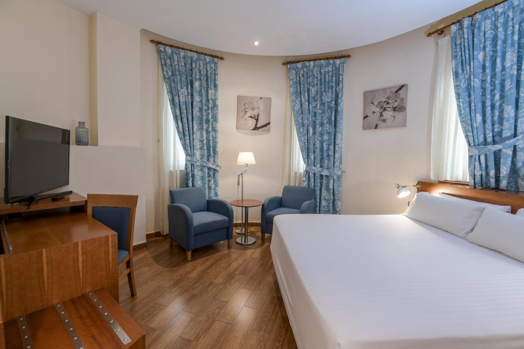Hotel Mieres Del Camino Dış mekan fotoğraf