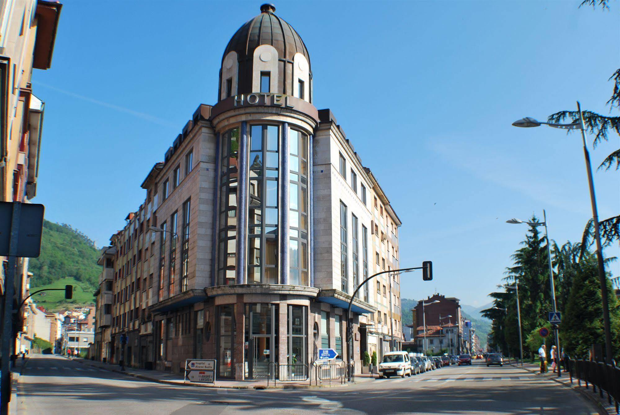Hotel Mieres Del Camino Dış mekan fotoğraf